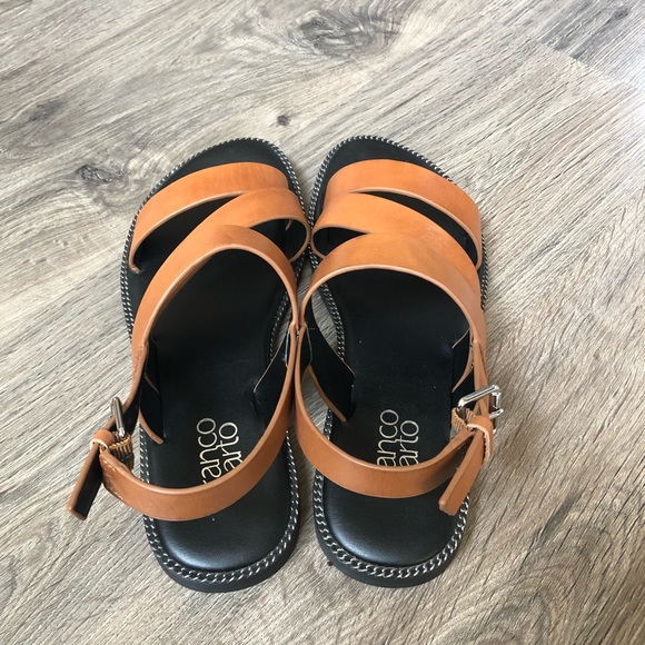 Franco Sarto sandals. - Picture 3 of 5